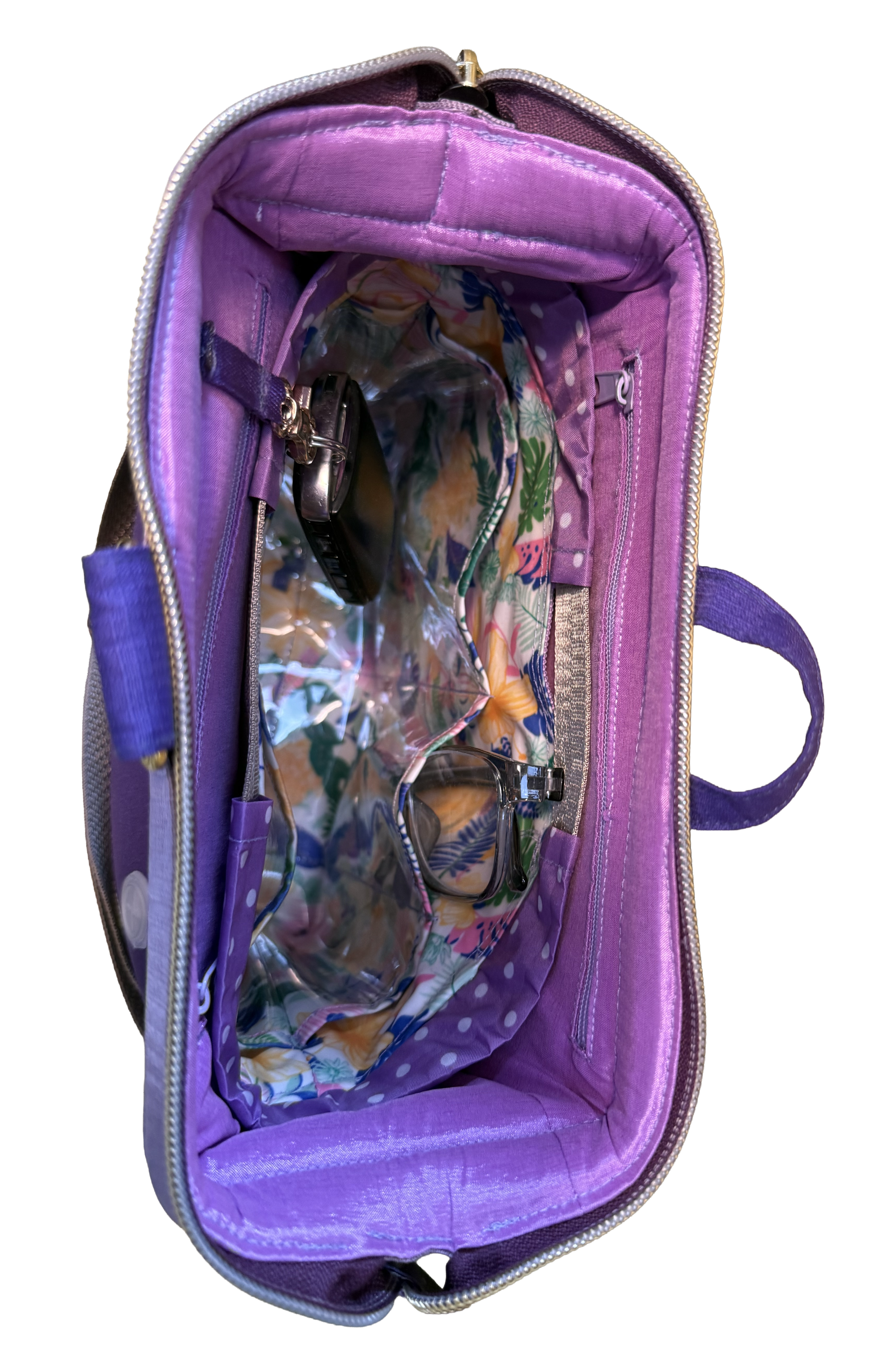 Organizer inserted in a bag